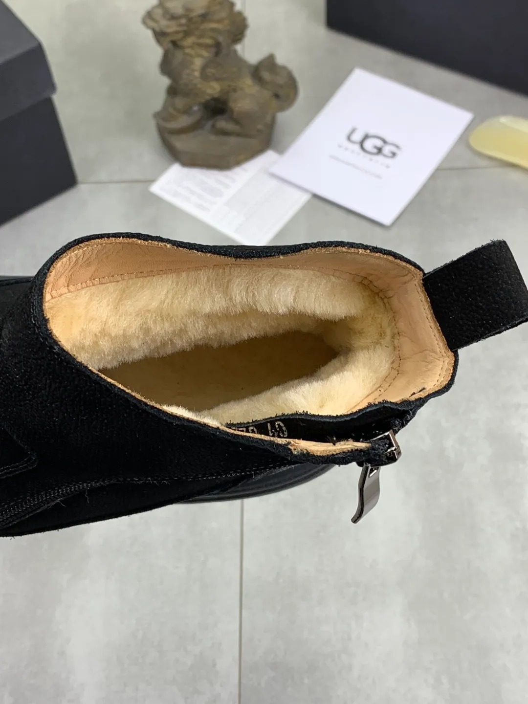 Men's men's shoes 💰P660 New arrival 🆕🆕🆕 IUGGI Men's British retro Martin boots Winter new men's outdoor hiking boots First layer of cowhide on the outside and wool on the inside Comfortable and warm Rubber sole sole Non-slip and firm Trendy and fashionable Casual and versatile Size: 38-44 (45 customized) Color: three colors